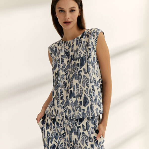 Blusa estampada azul sin manga Paz Torras