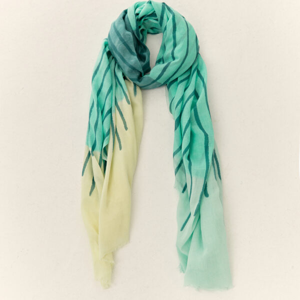 Pañuelo-Fular verde Paz Torras - Imagen 3